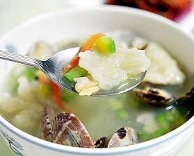 Sujebi - Hand-Torn Noodle Soup - 수제비