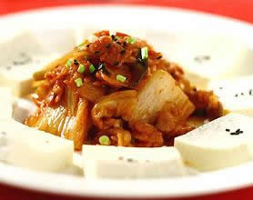 Dooboo Kimchi - Tofu w/ Fermented Cabbage - 두부김치