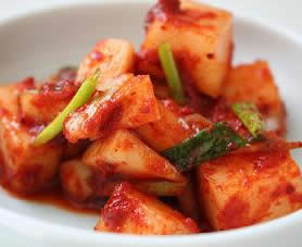 Kkakdugi - Diced Radish Kimchi - 깍두기